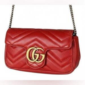 Gucci GG Marmont Matelassé Super Mini Shoulder Bag